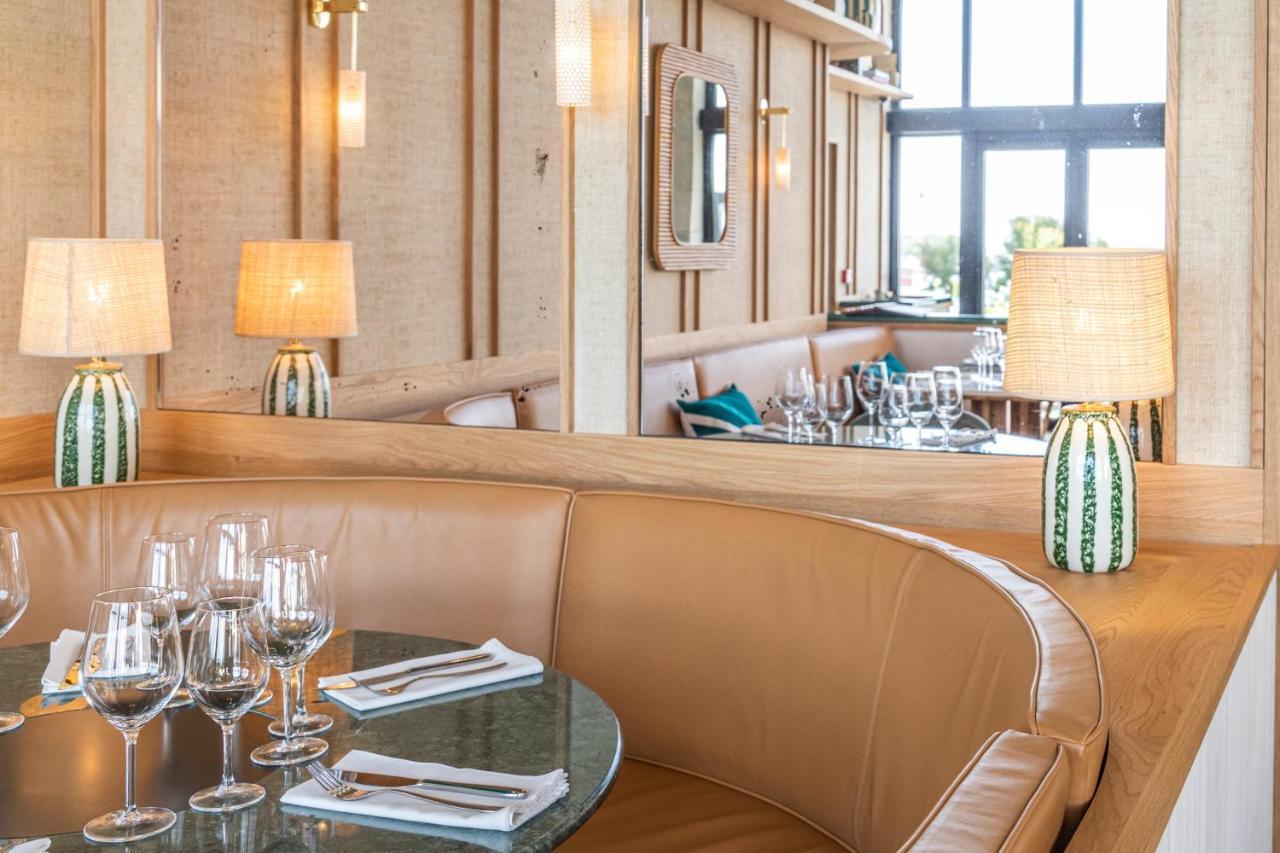Le Café De Paris Hotel 4*